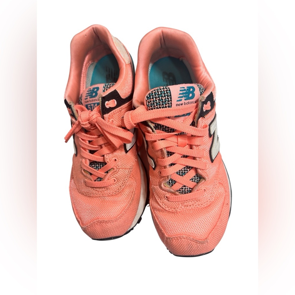 New Balance 574 Womens Sz US 7 Shoes Peach Trainers Walking Running Sneakers